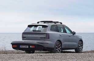 Tow Bar Mounting Cargo Boxes from Thule.